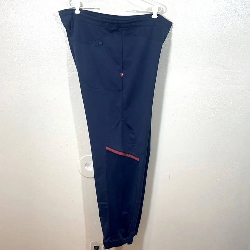 Jordan Men's Sweatpants in navy blue size Large